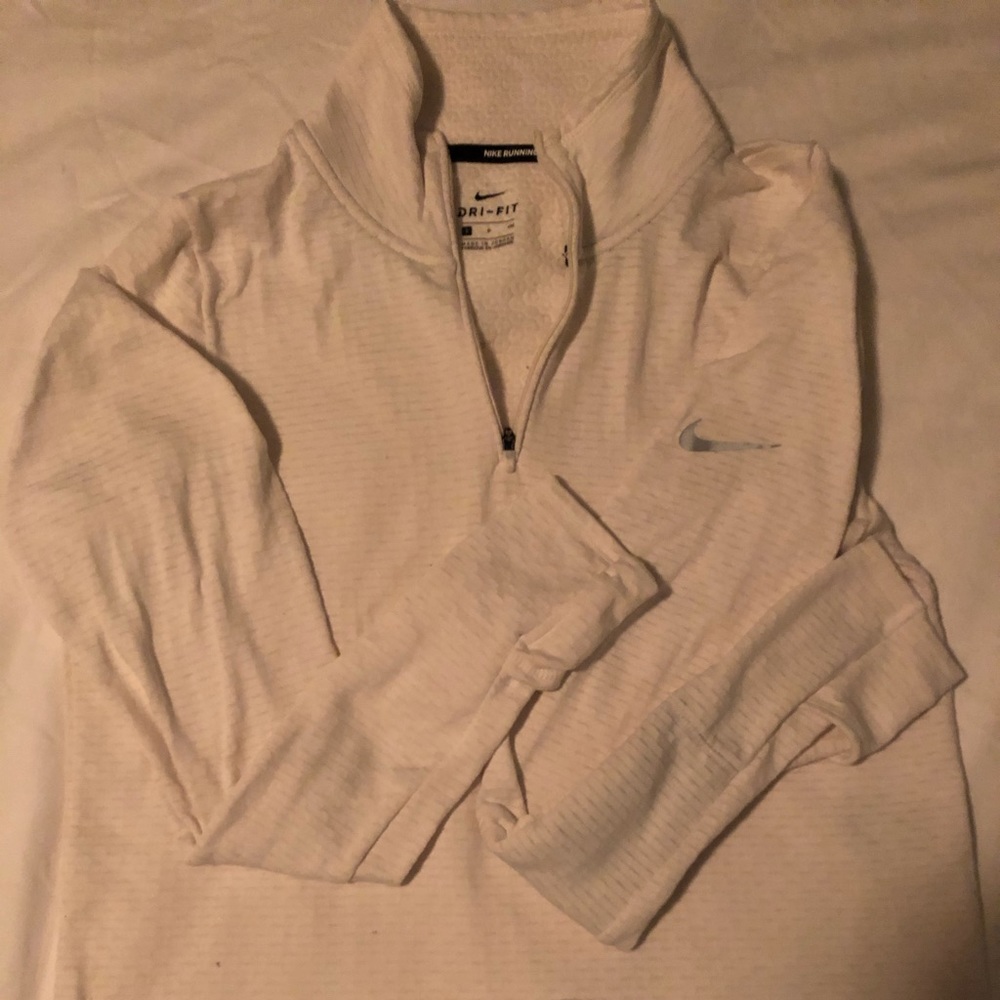 Nike Running 3/4 Zip Pullover in Cream